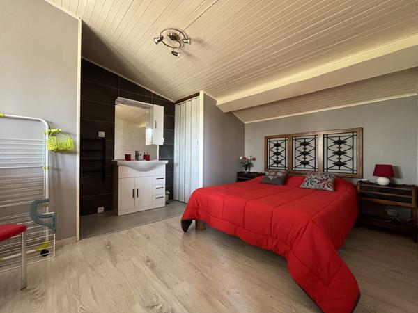 Maison 8 pièces - 295 m²