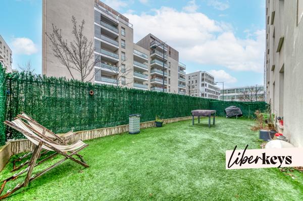 Appartement T3 de 61m² avec un jardin et terrasse - Garage en sous-sol - Au pied du métro A - Vaulx-en-Velin La Soie