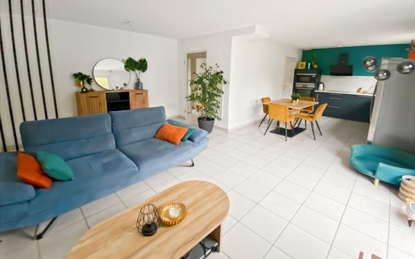 Maison à vendre    3 pièces • 63 m2 Villeneuve-Tolosane