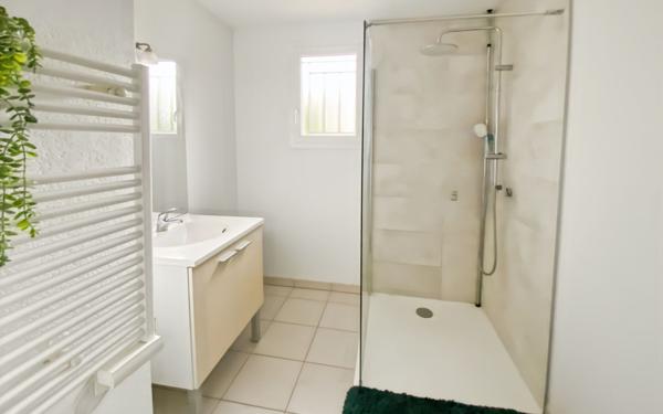 Maison à vendre    3 pièces • 63 m2 Villeneuve-Tolosane