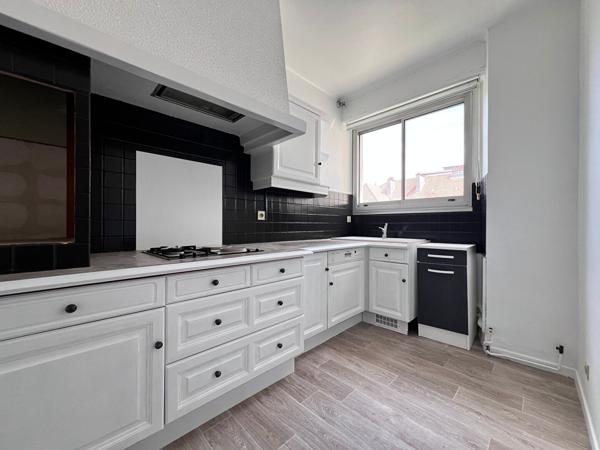 Appartement 4 pièces lumineux à louer avec vue exceptionnelle à Besançon Chaprais