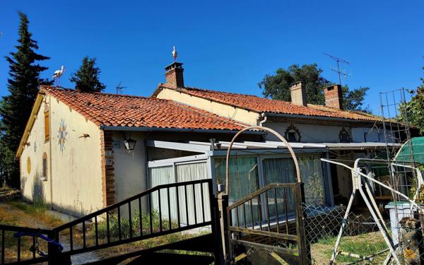 Maison à vendre    2 pièces • 95 m2 Oradour-Saint-Genest