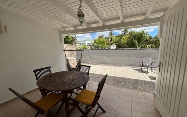 Appartement à louer    2 pièces •  Sainte-Anne