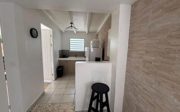 Appartement à louer    2 pièces •  Sainte-Anne