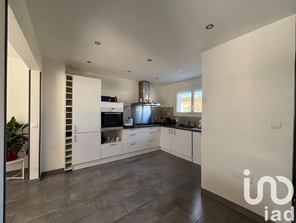 Maison à vendre 6 pièces 102 m² Claye-Souilly