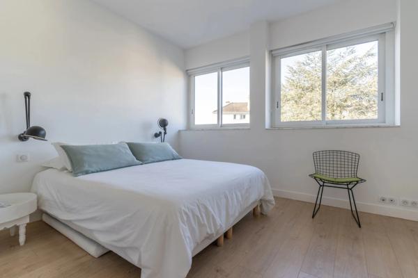 GARCHES (92) - Appartement - 89m² rénové - Dernier étage - Loggia