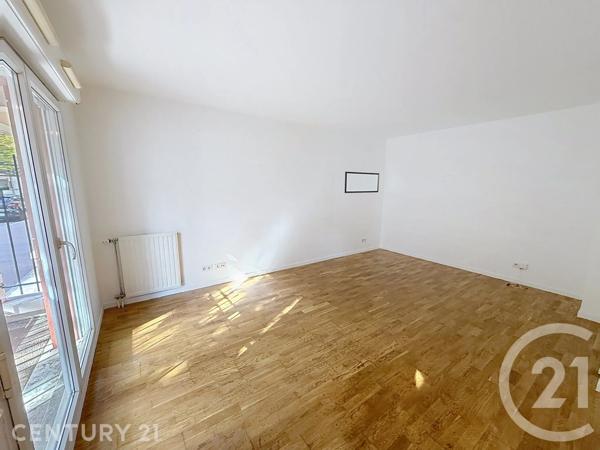 Appartement F2 à vendre  2 pièces - 38,65 m 2   NOISY LE GRAND  - 93