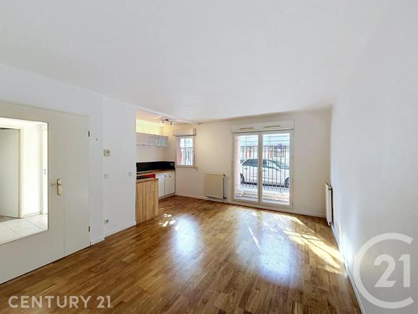 Appartement F2 à vendre  2 pièces - 38,65 m 2   NOISY LE GRAND  - 93