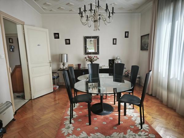 Belle maison de caractère avec maison d’amis indépendante, piscine et jardin