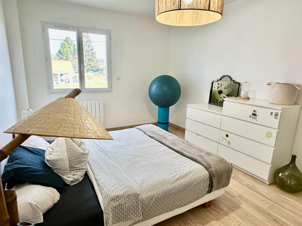 Achat maison près de LA TOUR DU PIN - 6 pièce(s) - 133 m² - 353 000 €