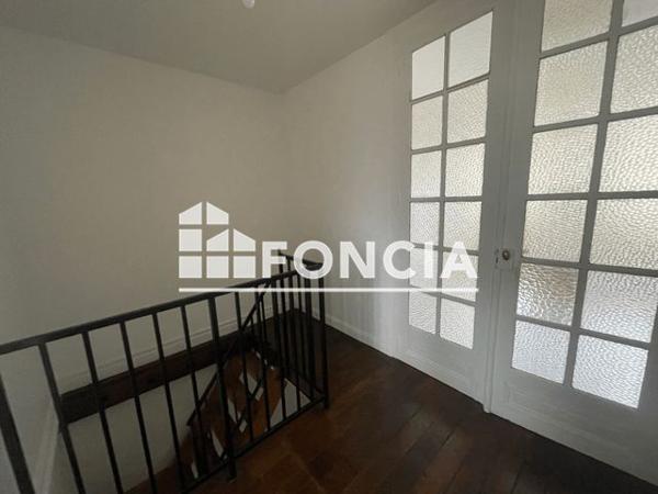 Location Appartement 3 pièces 83.89 m² - 33 RUE JEAN MOULIN Charleville Mezieres 08000