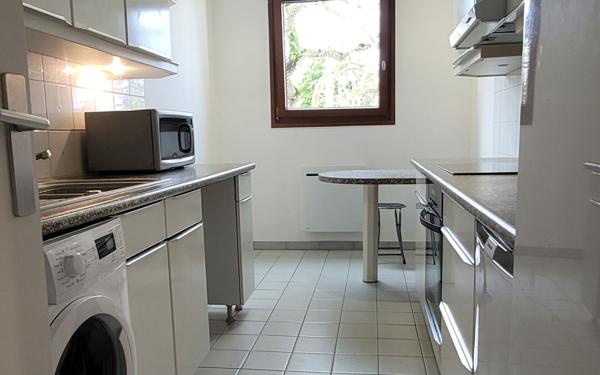Appartement à louer    4 pièces • 85,55 m2 Issy-les-Moulineaux