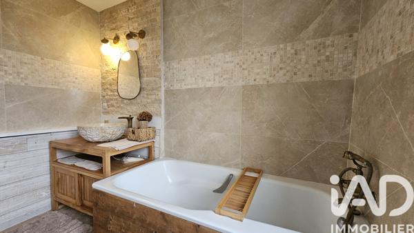 Maison à vendre 9 pièces 205 m² Saint-Julien-de-Concelles