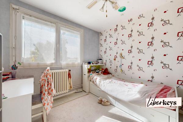 Dijon Valendons : Maison sur sous-sol avec jardin