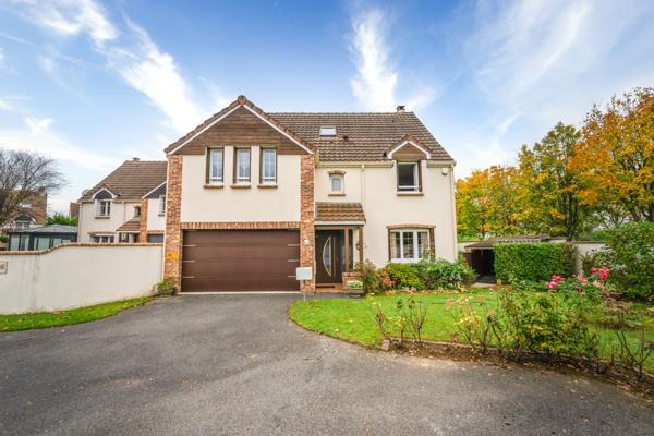 Maison 9 pièces - 200 m²