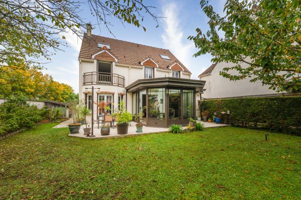 Maison 9 pièces - 200 m²