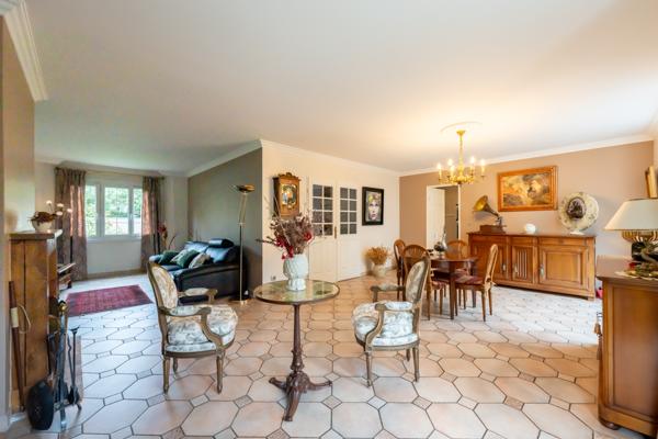 Maison 9 pièces - 200 m²