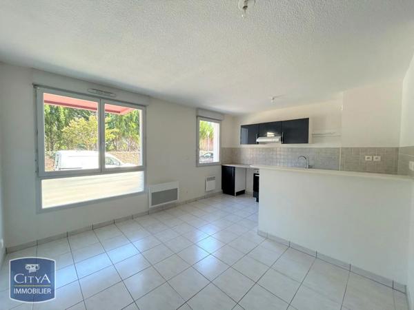 Appartement à louer 2 pièces 44.1m² Limoges (87100)