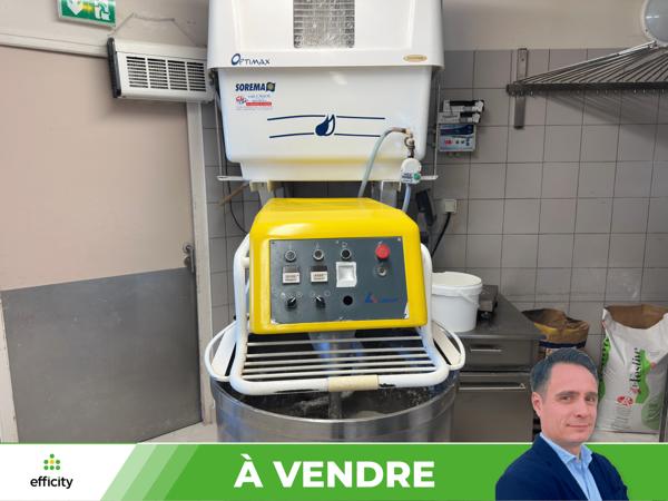 Fonds De Commerce
        
        - 100 m² Exclusivité 99 000 € *