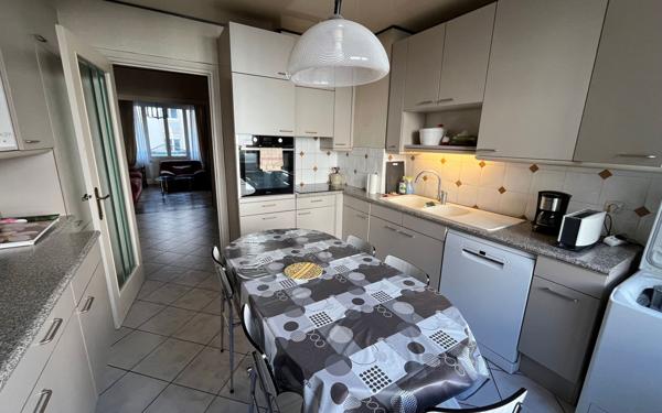 Appartement à louer    4 pièces • 113,62 m2 Lyon 6
