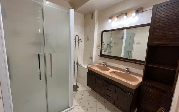 Appartement à louer    4 pièces • 113,62 m2 Lyon 6