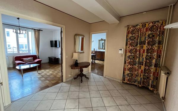 Appartement à louer    4 pièces • 113,62 m2 Lyon 6