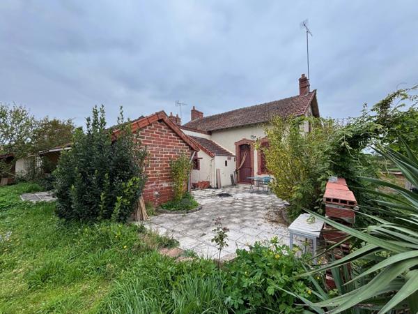 Maison à vendre 5 pièces LA GUERCHE SUR L'AUBOIS (18)