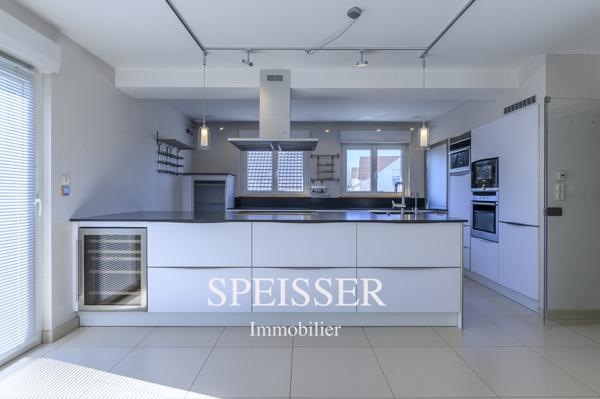 Villa contemporaine dans un cadre exceptionnel !