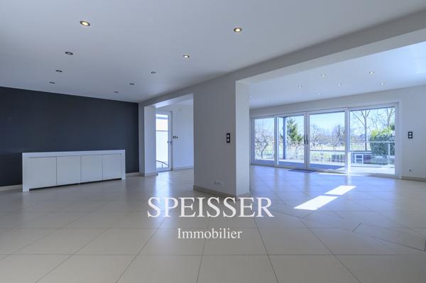 Villa contemporaine dans un cadre exceptionnel !