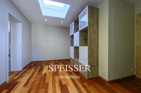 Villa contemporaine dans un cadre exceptionnel !