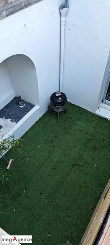 Maison à SAINTES, 17100 - 4 pièces 87m²