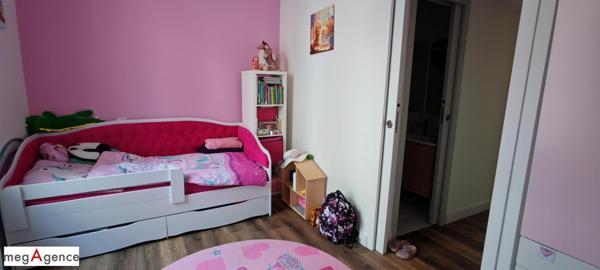 Maison à SAINTES, 17100 - 4 pièces 87m²