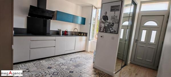 Maison à SAINTES, 17100 - 4 pièces 87m²