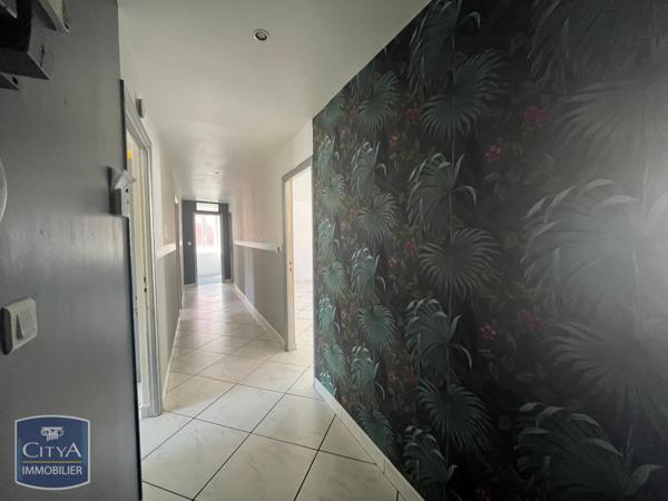 Appartement à louer 5 pièces 113.3m²