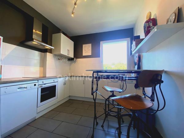 IMMEUBLE de RAPPORT - 4 appartements -  SAINT CYR SUR LOIRE (37)