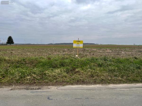 Terrain à Batir à vendre à Roye-sur-Matz dans l'Oise (60310), ref : 60092/280