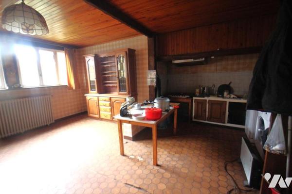 Local commercial avec appartement