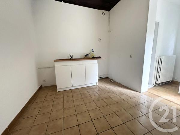 Maison à vendre  6 pièces - 108 m 2   STAINS  - 93
