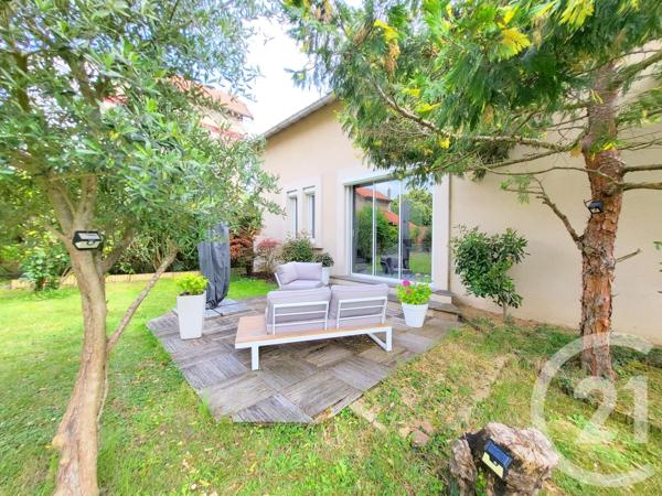 Maison à vendre  8 pièces - 202,30 m 2   EAUBONNE  - 95