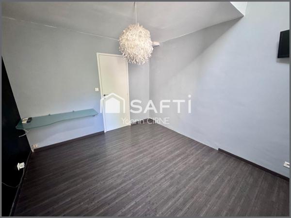 Maison de ville (90m2) avec extérieur (50m2,  garage à Marseille 13e
