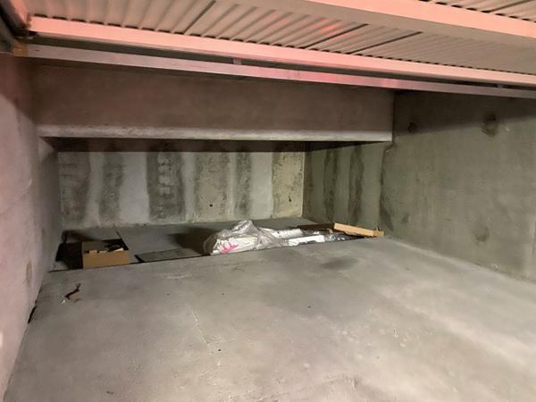 À LOUER - BOX DOUBLE - MENNECY