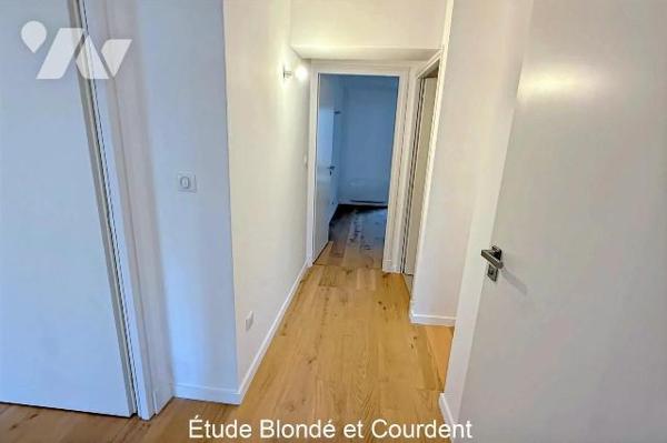 Vente de 6 appartements d'exception avec ascenseur sur HAZEBROUCK - hyper centre, réhabilités d...