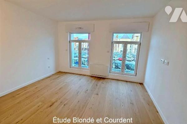 Vente de 6 appartements d'exception avec ascenseur sur HAZEBROUCK - hyper centre, réhabilités d...