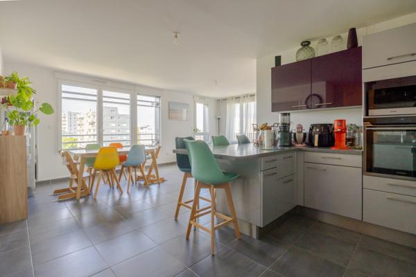 Appartement T4 - Dernier étage