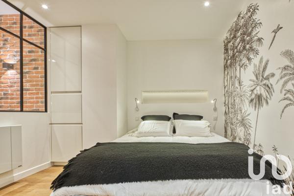 Appartement 2 pièces de 50 m² à Bordeaux (33000)