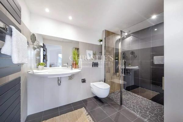 Lumineux appartement avec ascenseur et vue sur le port. La Rochelle