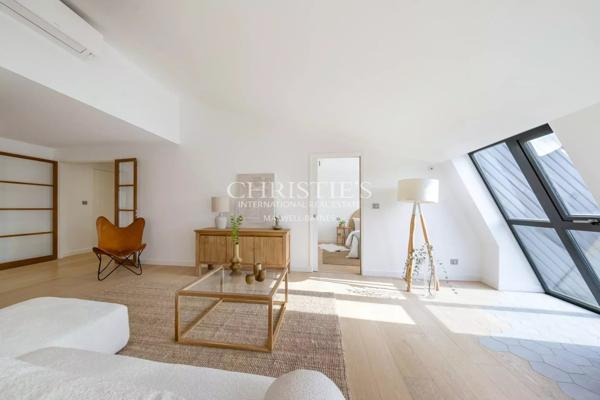 Lumineux appartement avec ascenseur et vue sur le port. La Rochelle