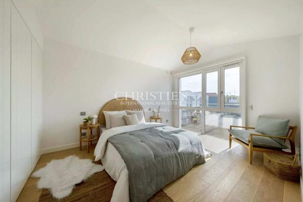 Lumineux appartement avec ascenseur et vue sur le port. La Rochelle