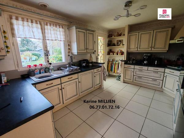 SAUSSAY 28260 Maison individuelle - 1 étage - 4 chambres - Double garage dont 1 partie aménagée en studio indépendant - Piscine hors sol - Terrain - 350 000  HAI