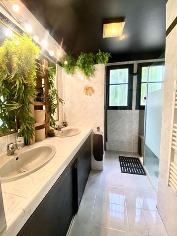 À vendre à Borgo : Maison t4 avec deux dépendances (t2) jardin,piscine,  !